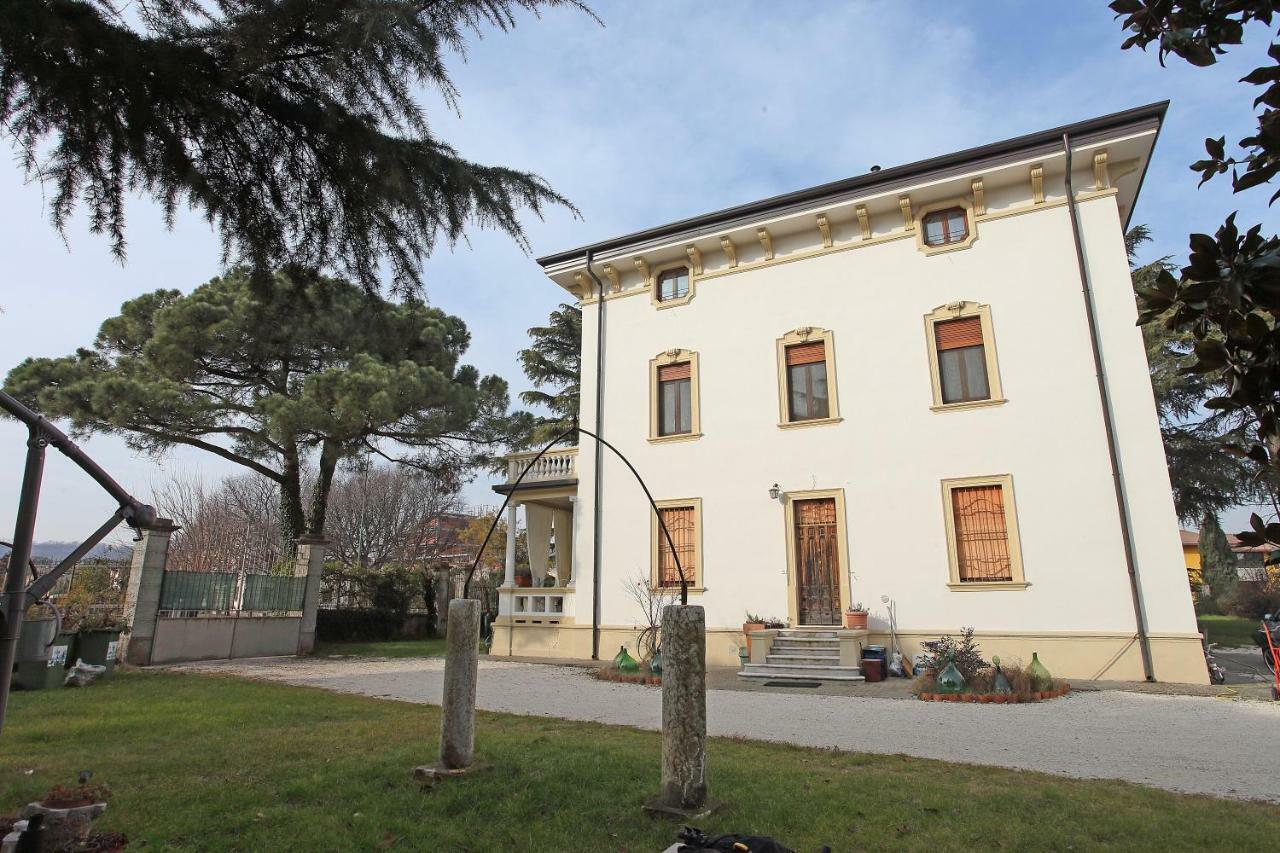 Il Bozzolo Eco Boutique Apartments Valeggio sul Mincio Exterior photo