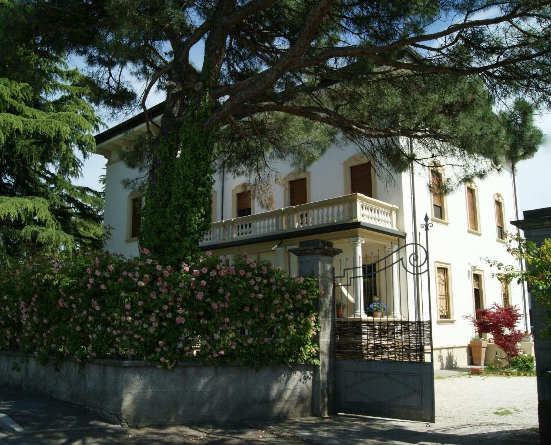 Il Bozzolo Eco Boutique Apartments Valeggio sul Mincio Exterior photo